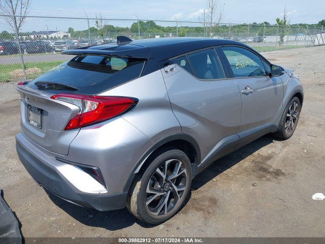 Toyota C-HR XLE 2020 NMTKHMBX6LR114538 Image 4