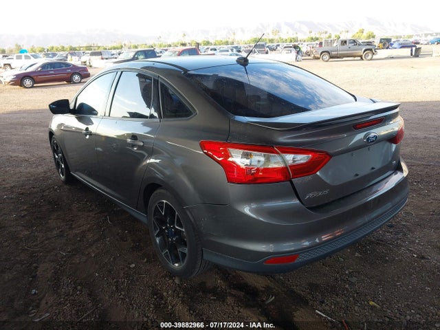 Ford FOCUS SE 2014 1FADP3F27EL118324 Image 3