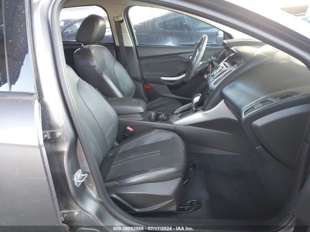 Ford FOCUS SE 2014 1FADP3F27EL118324 Image 5
