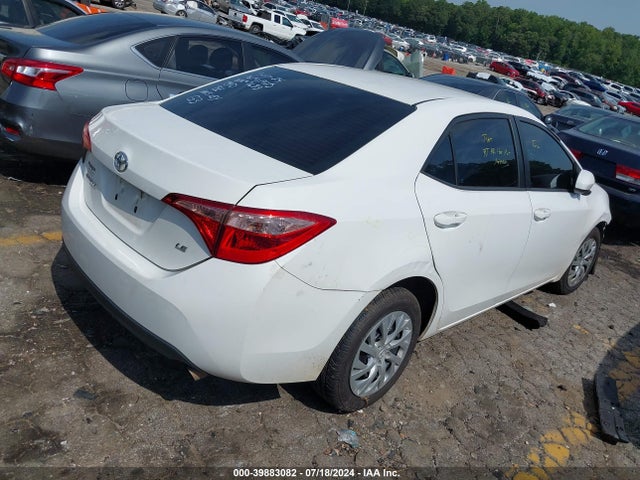 Toyota COROLLA LE 2018 2T1BURHE2JC087683 Image 4