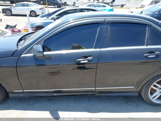 WDDGF4HB8ER320346 Mercedes-Benz C 250 Luxury/sport