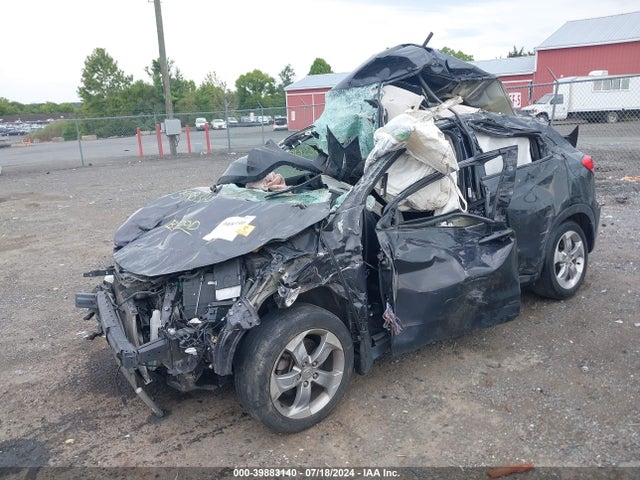 Honda HR-V LX 2018 3CZRU6H37JG720528 Image 2