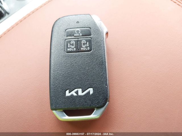 KNDNE5H33N6143662 KIA Carnival Mpv Sx