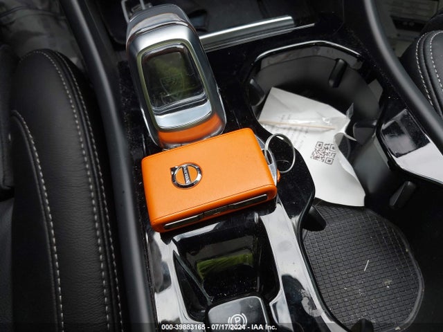 YV4L12UX1P2092633 Volvo Xc40 B5 Ultimate Dark Theme