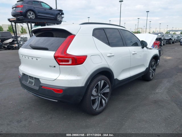 YV4L12UX1P2092633 Volvo Xc40 B5 Ultimate Dark Theme