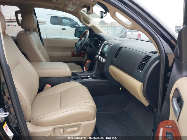 Toyota Sequoia Platinum 2022 5TDGY5A19NS076512 Image 5