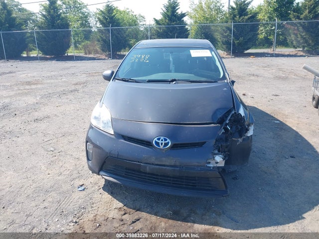 Toyota Prius Three 2015 JTDKN3DU3F0417999 Image 12