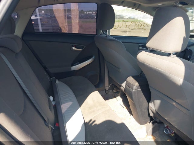 Toyota Prius Three 2015 JTDKN3DU3F0417999 Image 8