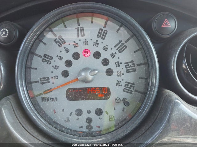 2006 MINI COOPER S WMWRE33556TL19805 Photo 6