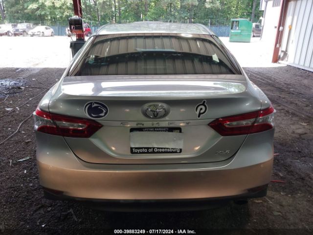 4T1B11HK1JU002184 Toyota CAMRY XLE