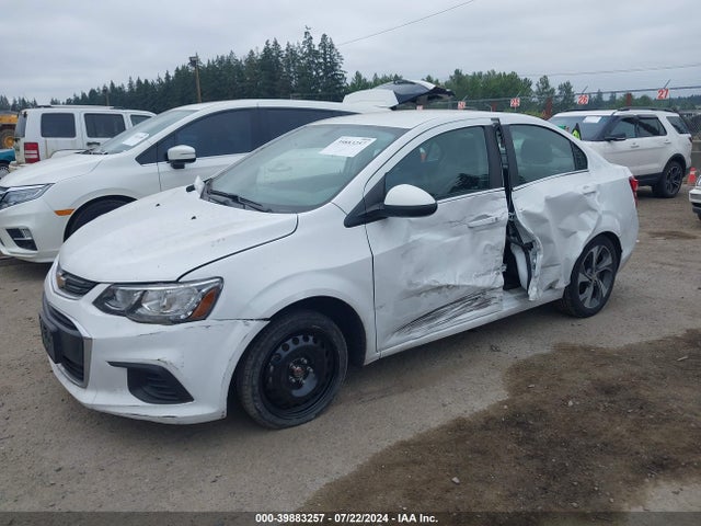 Chevrolet Sonic Premier Auto 2018 1G1JF5SB1J4105504 Image 2