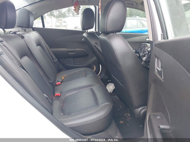 Chevrolet Sonic Premier Auto 2018 1G1JF5SB1J4105504 Image 8
