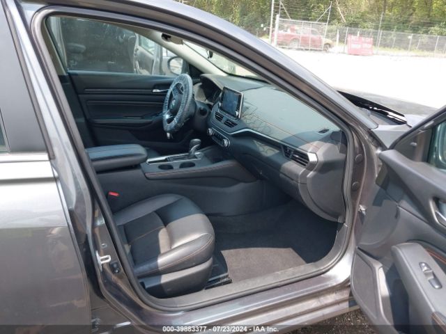 1N4BL4CV9MN338123 Nissan Altima Sr Fwd