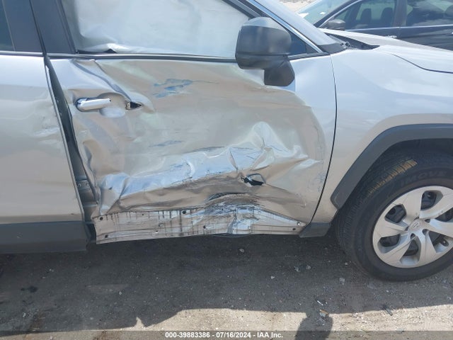 Toyota RAV4 LE 2019 2T3H1RFV8KW052434 Image 6