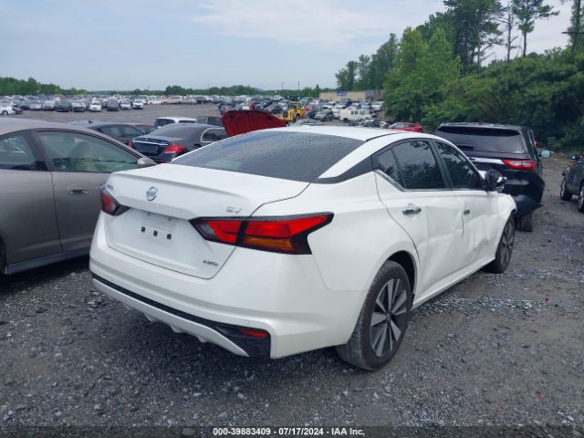 1N4BL4DW6NN364185 Nissan Altima Sv Intelligent Awd