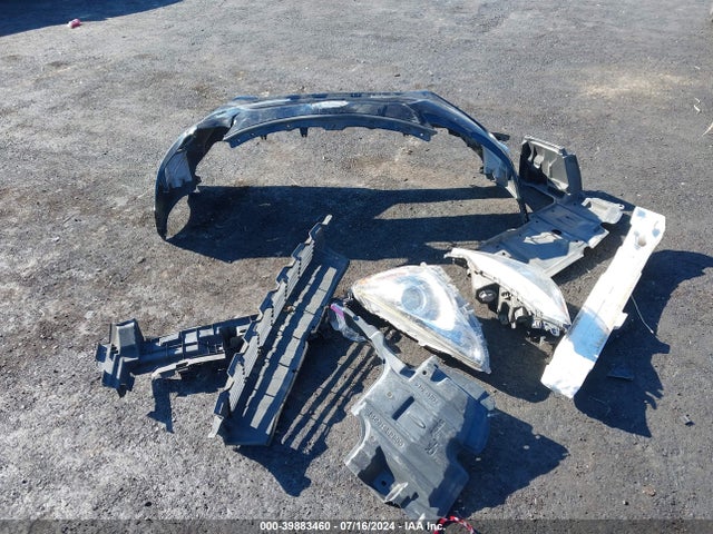 Toyota Prius C Two 2015 JTDKDTB36F1582775 Image 12