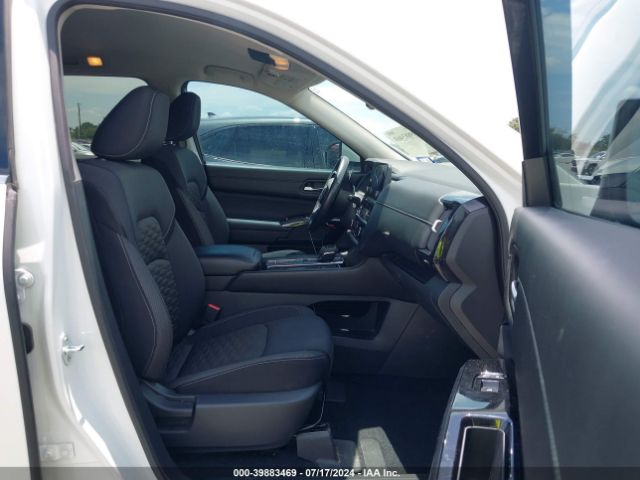 5N1DR3BA4NC235792 Nissan Pathfinder Sv 2wd