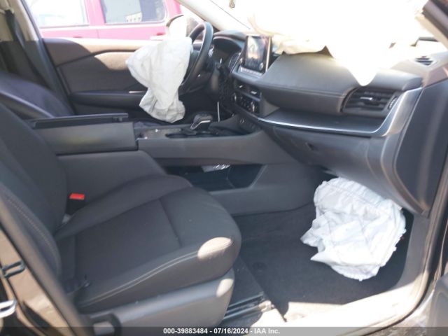 5N1BT3AA5PC758249 Nissan Rogue S Fwd
