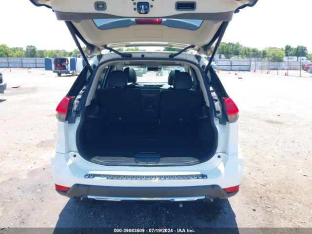 JN8AT2MV5JW304361 Nissan Rogue Sl