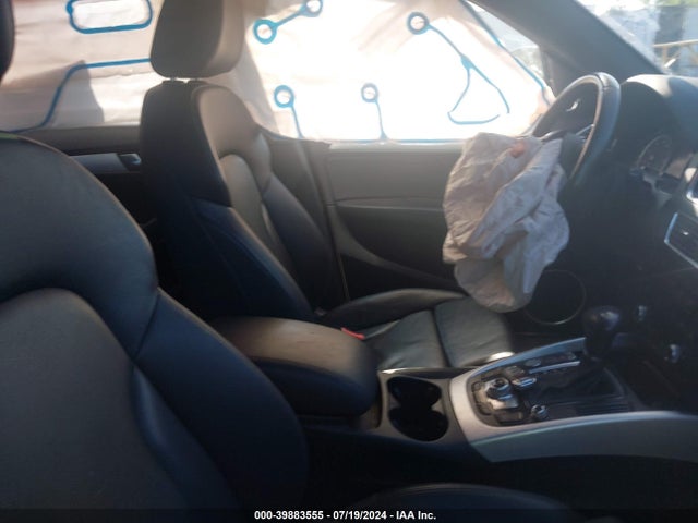 Audi Q5 2.0t Premium 2017 WA1M2AFP9HA095681 Image 5