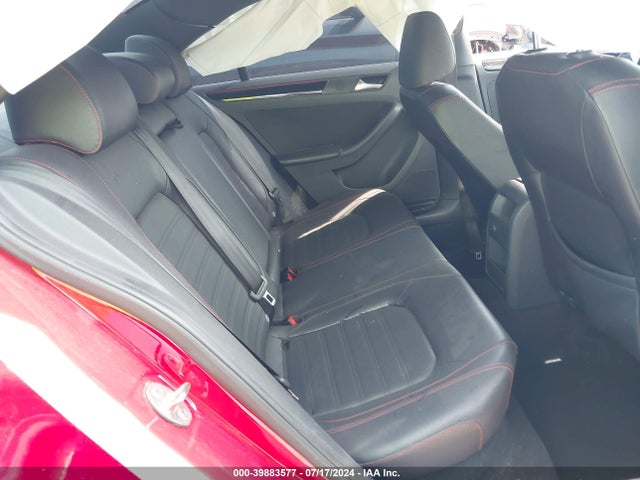3VW4T7AJ2HM234932 Volkswagen JETTA GLI