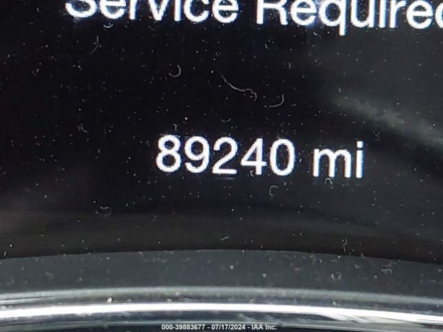 1C4RJEBG1JC142143 Jeep Grand Cherokee Limited 4x2