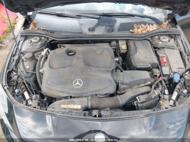 WDDSJ4GB3FN172514 Mercedes-Benz CLA 250 4MATIC