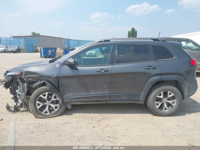 1C4PJMBSXHW521477 Jeep Cherokee Trailhawk 4x4