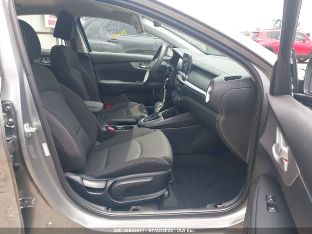KIA Forte Lxs 2023 3KPF24AD8PE649513 Image 5