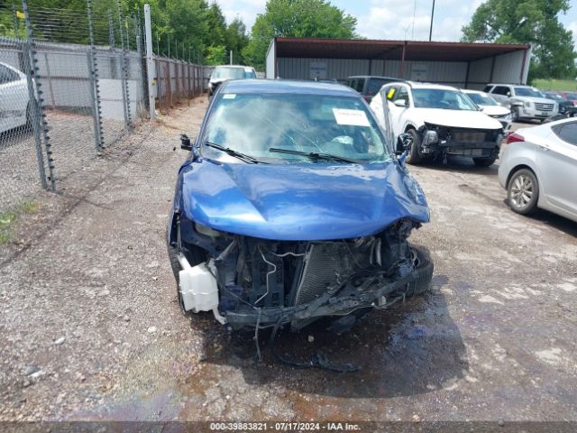 JN1BJ1CP1JW183706 Nissan Rogue Sport S