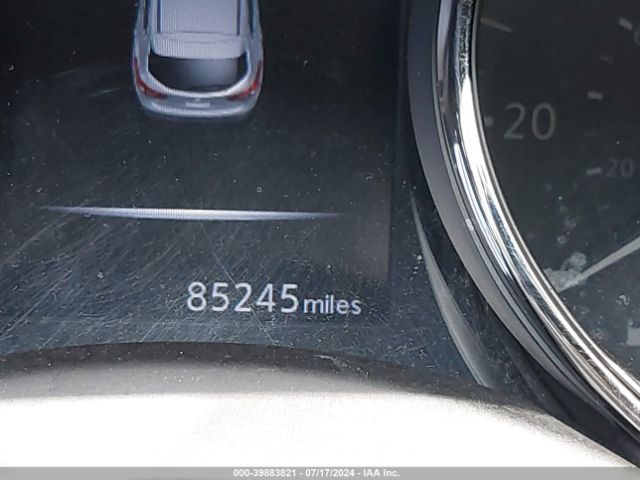 JN1BJ1CP1JW183706 Nissan Rogue Sport S