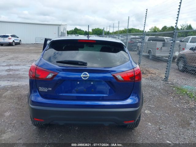 JN1BJ1CP1JW183706 Nissan Rogue Sport S