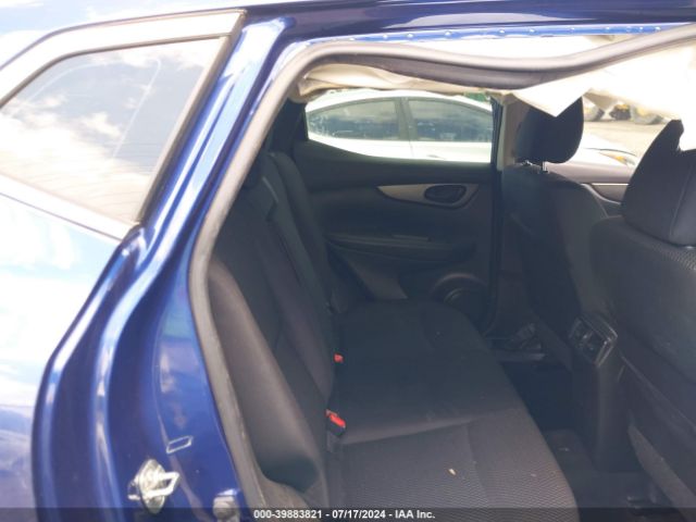 JN1BJ1CP1JW183706 Nissan Rogue Sport S