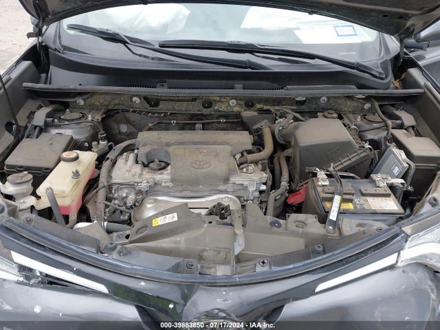 Toyota Rav4 Xle 2018 JTMWFREV1JJ210071 Image 10