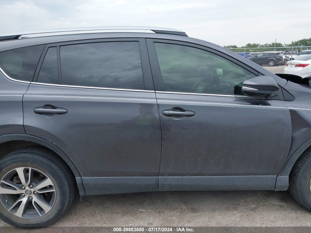 Toyota Rav4 Xle 2018 JTMWFREV1JJ210071 Image 13