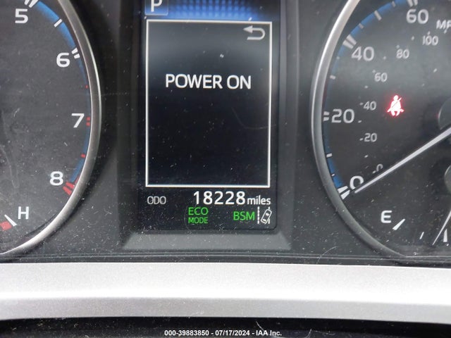 Toyota Rav4 Xle 2018 JTMWFREV1JJ210071 Image 15