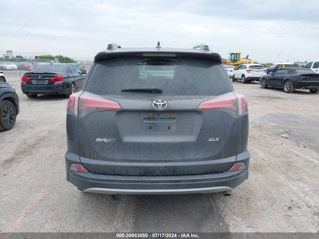 Toyota Rav4 Xle 2018 JTMWFREV1JJ210071 Image 16