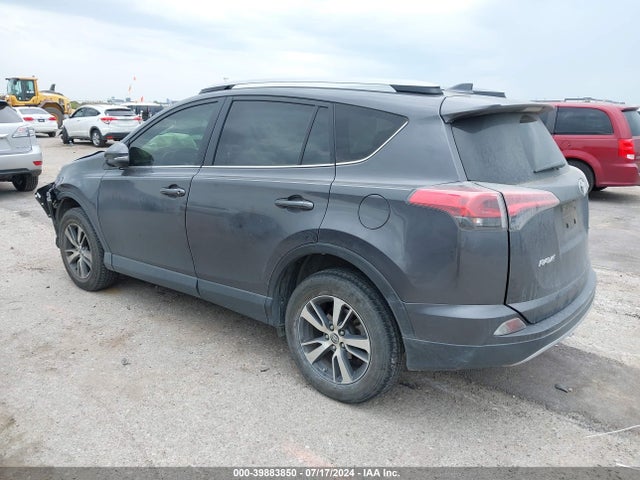 Toyota Rav4 Xle 2018 JTMWFREV1JJ210071 Image 3