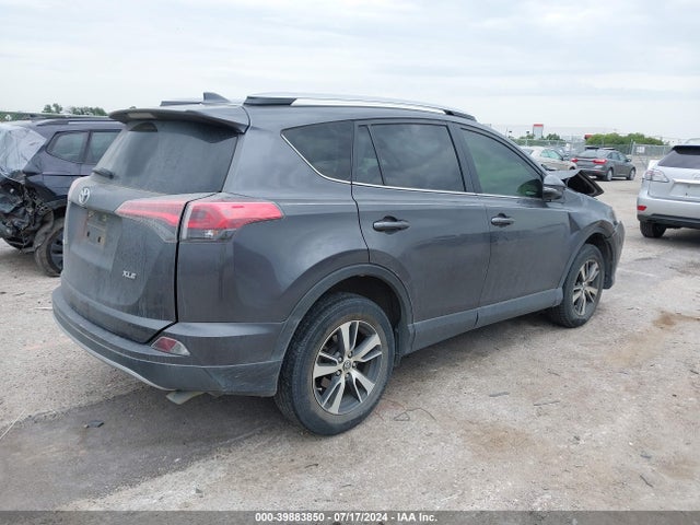 Toyota Rav4 Xle 2018 JTMWFREV1JJ210071 Image 4