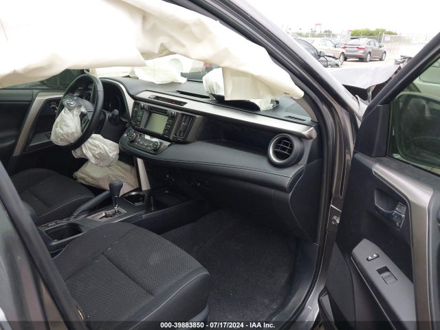 Toyota Rav4 Xle 2018 JTMWFREV1JJ210071 Image 5