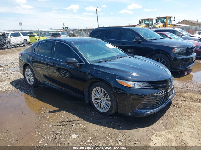 2018 4T1B11HKXJU125286 main image