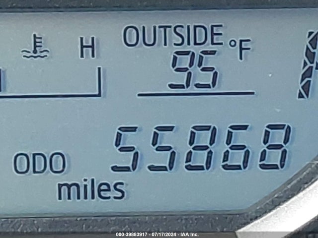 Toyota RAV4 LE 2015 JTMZFREV3FJ035777 Image 15