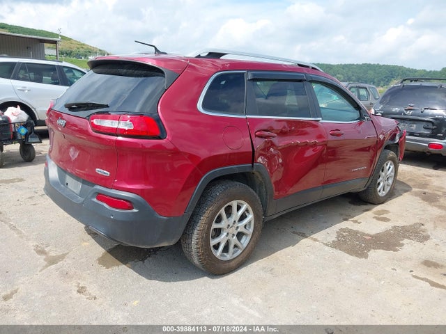 1C4PJMCB2HW556447 Jeep Cherokee Latitude 4x4