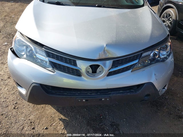 Toyota RAV4 LE 2015 JTMBFREV9FJ022792 Image 6