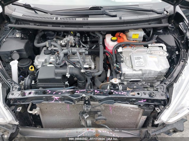 Toyota Prius C Four 2017 JTDKDTB33H1592232 Image 10