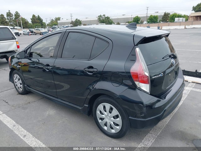 Toyota Prius C Four 2017 JTDKDTB33H1592232 Image 3