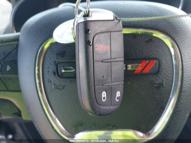 1C4RDHAGXJC186281 Dodge Durango Sxt Rwd