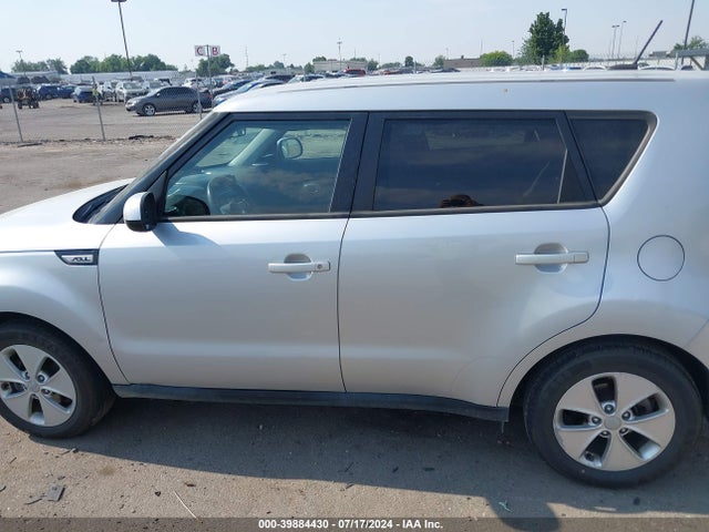 KIA Soul 2015 KNDJN2A29F7785118 Image 14