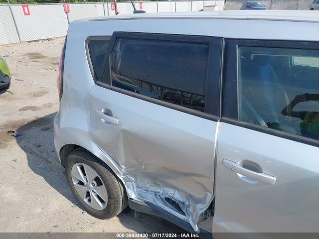 KIA Soul 2015 KNDJN2A29F7785118 Image 6