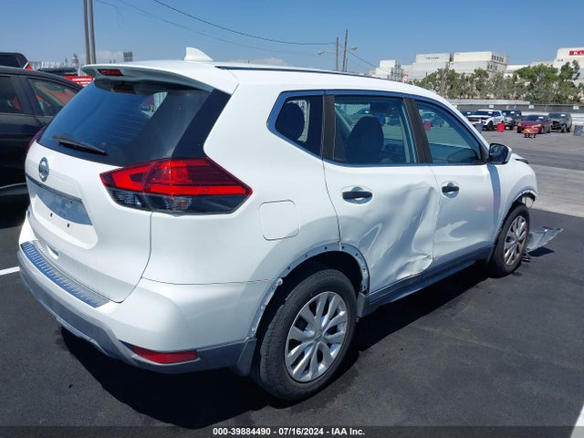 Nissan ROGUE S 2017 KNMAT2MT2HP607791 Image 4